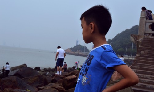 小孩发烧出了汗烧不退-权威孩子发烧出汗不退烧是不是中邪了呢平台,分享专业孩子发烧出汗了体温却降不下来知识_孩子发烧出汗不退烧是不是中邪了网